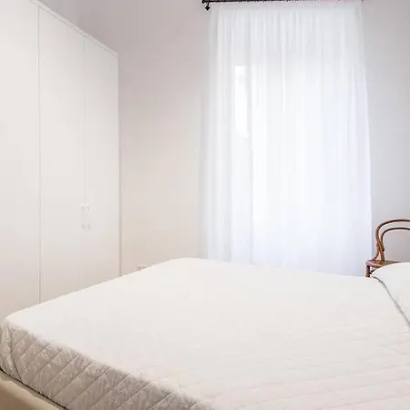 Trastevere Luxury Bright ローマ