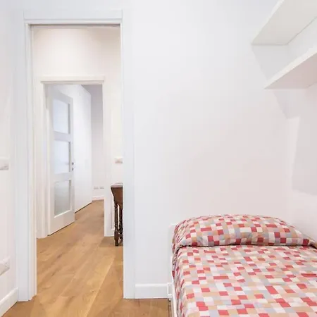 Trastevere Luxury Bright アパート