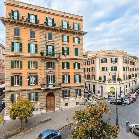 Trastevere Luxury Bright アパート